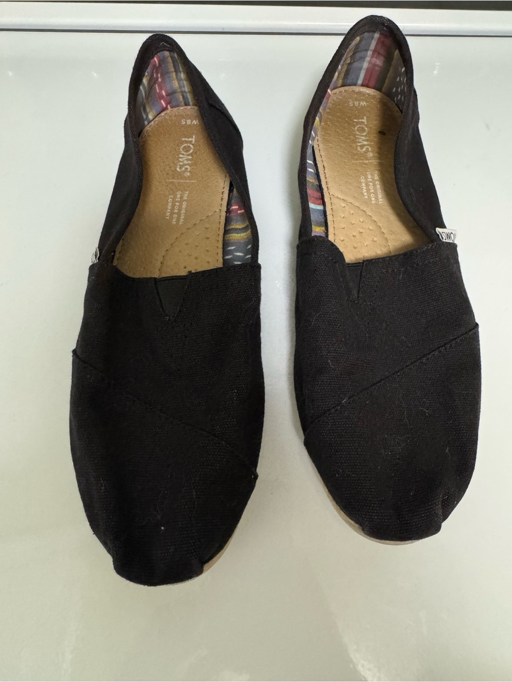 Toms Black Canvas Slip-On Flats - Picture 1 of 5